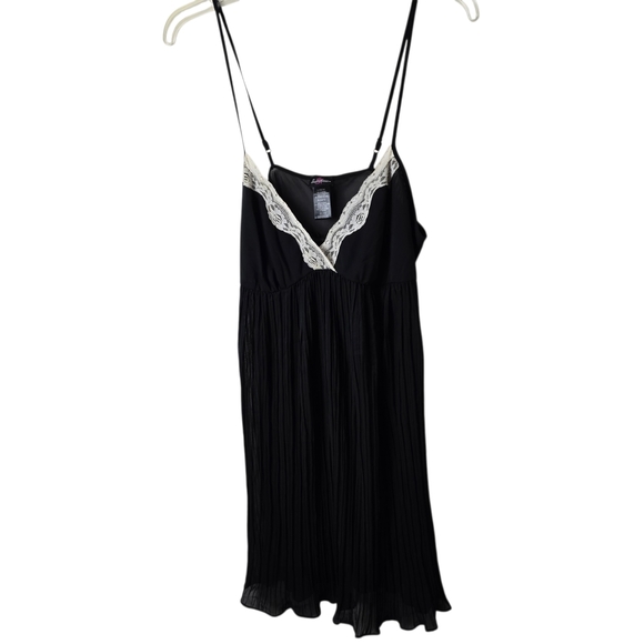 Secret Treasures Satin Vtg  Slip Dress  Coquette Whimiahygoth Dark Fairy  Y2K L - Picture 3 of 11